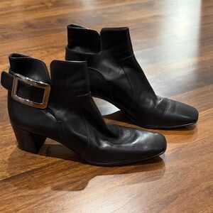 ROGER VIVIER Black Leather Ankle Boots